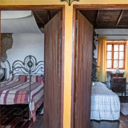 Casa de Férias Rural House In The Center Of Gran Canaria 2 Noches *