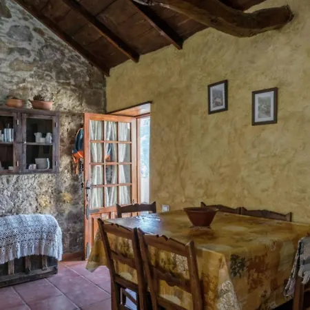 Rural House In The Center Of Gran Canaria 2 Noches Casa de Férias *
